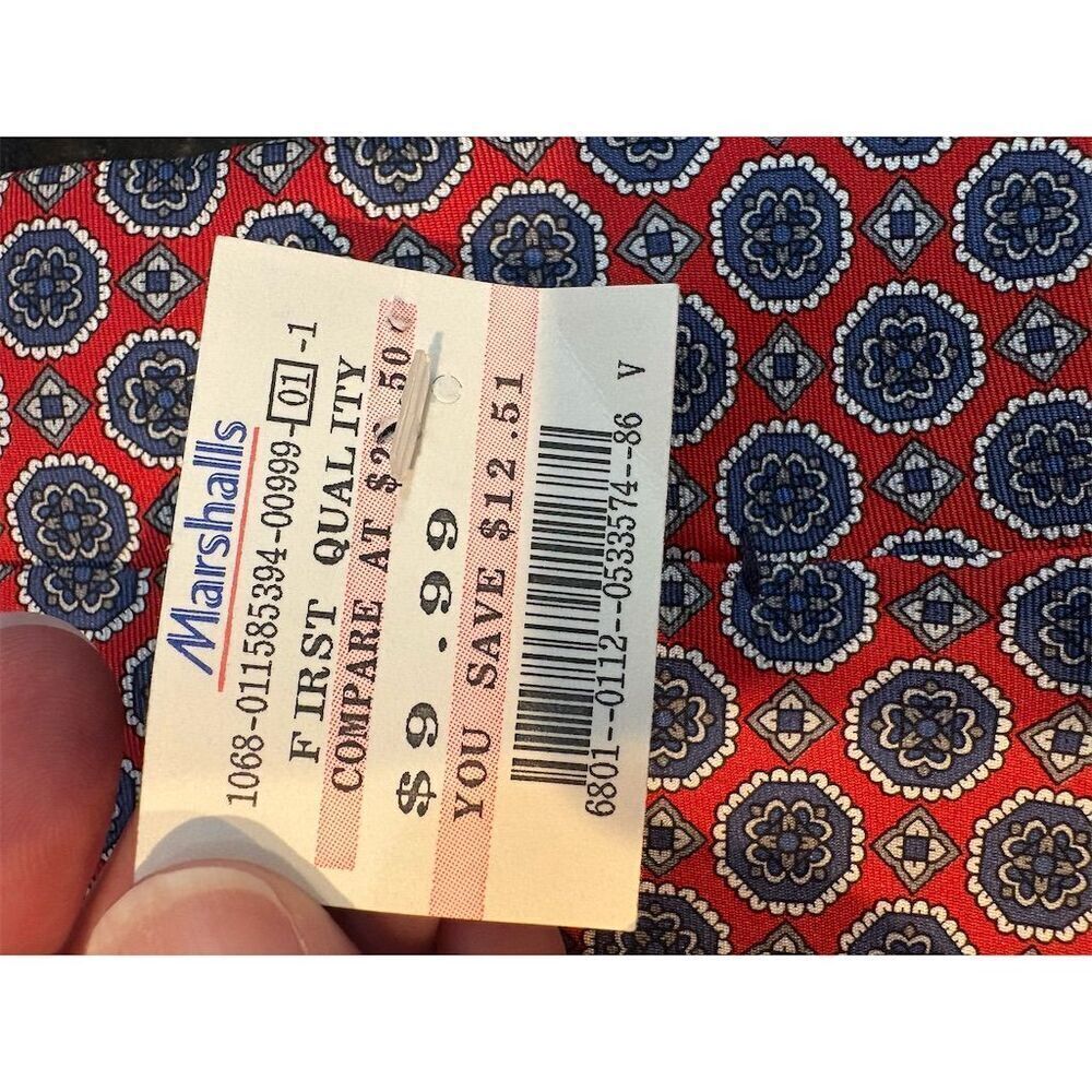 *3/$15 Elegant Red and Blue Patterned Tie - Picture 6 of 6